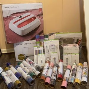 Cricut Easy press 2, Circut Explore Air 2, & more